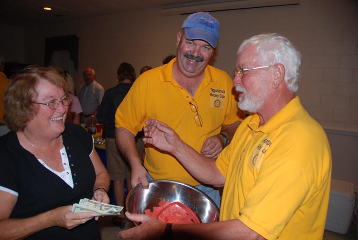 rotary-pork-feast-2007-076